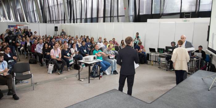 Seminarium internetowe na temat tworzenia sklepu internetowego