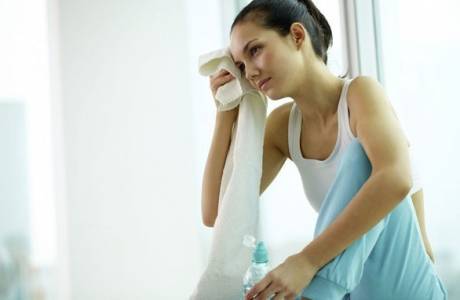 Causas de los sudores nocturnos en las mujeres.