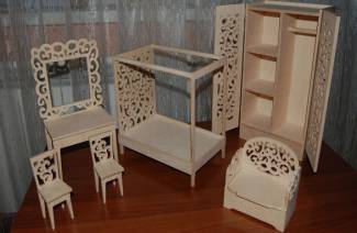 DIY meble dla lalek