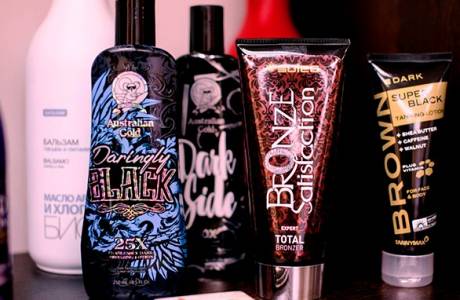 10 najobľúbenejších opaľovacích produktov v soláriu