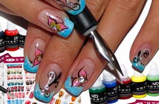 Uñas acrílicas