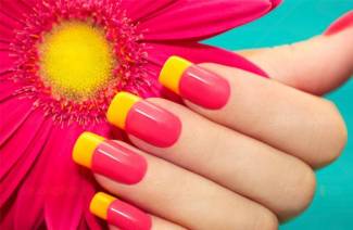 Reforçando as unhas em casa