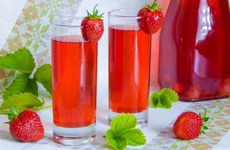 Kompot truskawkowy na zimę bez sterylizacji