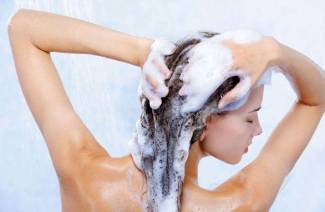 Champú para cabello graso
