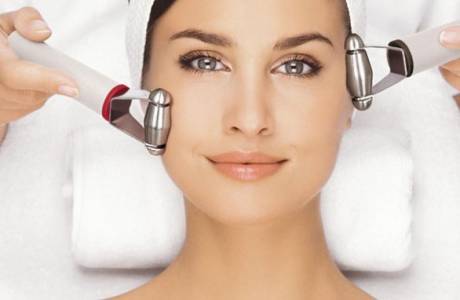 Limpeza de rosto esteticista
