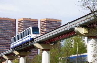 Ľahké metro na predmestí v roku 2019