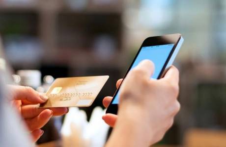Como anexar um cartão Sberbank a um telefone