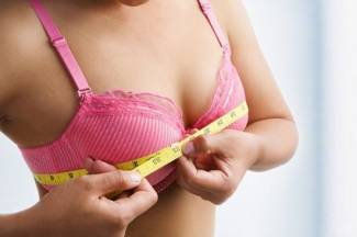 Cómo agrandar y apretar un busto con la crema UpSize