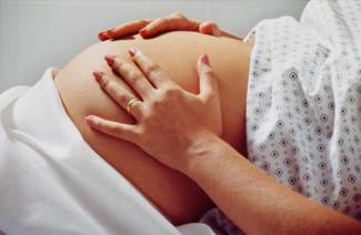 Πώς να αφαιρέσετε ένα στομάχι μετά από καισαρική τομή