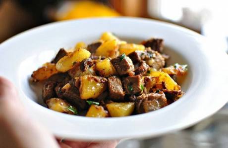 Horno de cerdo con papas