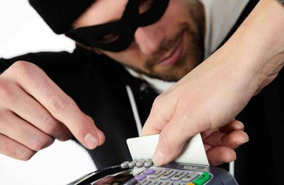 Fraude con tarjeta bancaria