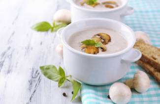 Zupa z puree z pieczarek