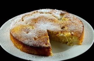 Torta em um fogão lento