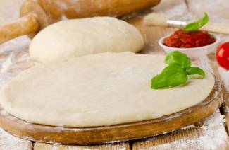 Masa de pizza de crema agria