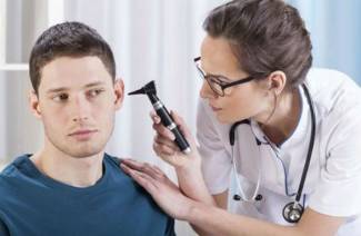 Tratamiento de otitis media purulenta en adultos