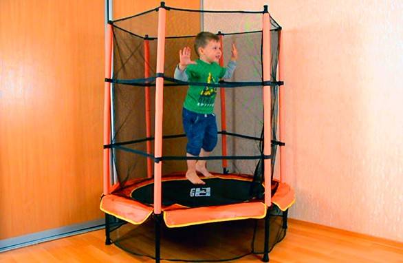 Detská trampolína pre domácnosť