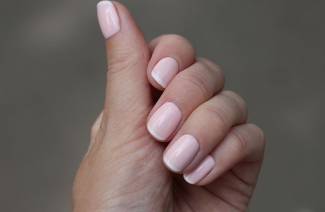 Manicura a la escuela