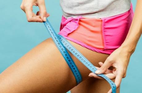 Cómo eliminar la grasa entre las piernas.