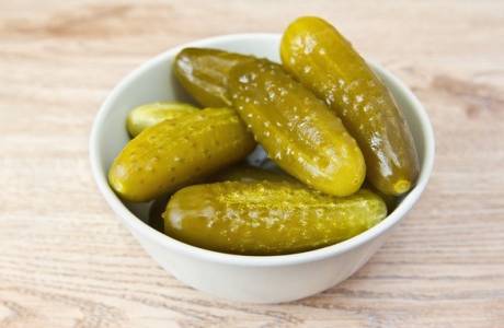 Marynowane ogórki z kwasem cytrynowym