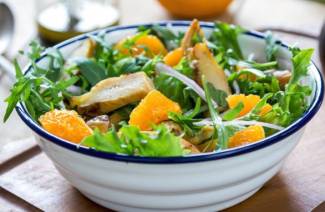 Ensalada de Naranja y Pollo