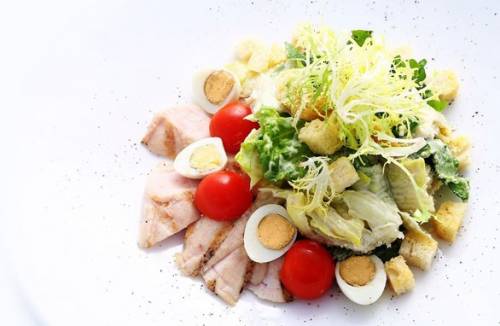 Ensalada César con Pollo