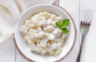 Ensalada De Pollo Y Piña