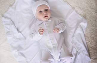 Conjunto bautismal para niño