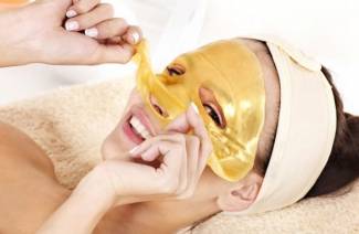 Máscara facial de ouro