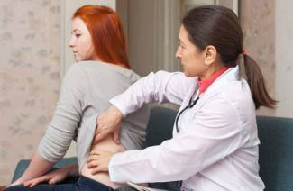 Síntomas y tratamiento de la pielonefritis en mujeres.