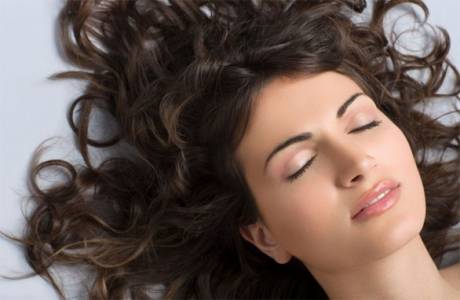 Corteza de roble para el cabello