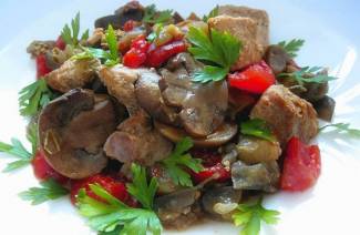 Carne de porco com cogumelos