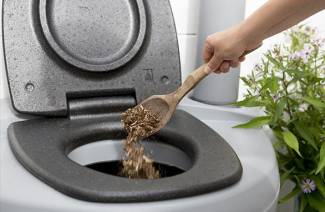 Turfa banheiro para uma residência de verão
