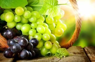 6 propriedades nocivas das uvas