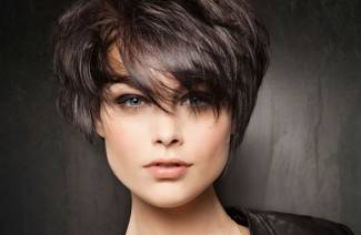Cortes de pelo de mujer de moda para cabello corto en 2019