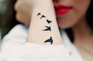 Tatuajes de muñeca para niñas