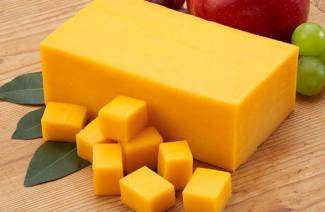 Syr Cheddar
