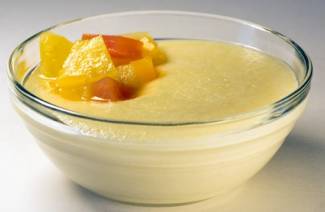 Mingau de semolina no leite