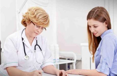 Sinais de hemorróidas em mulheres