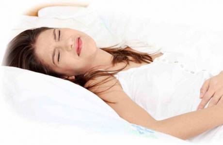 Síntomas y tratamiento de la gastritis en adultos.