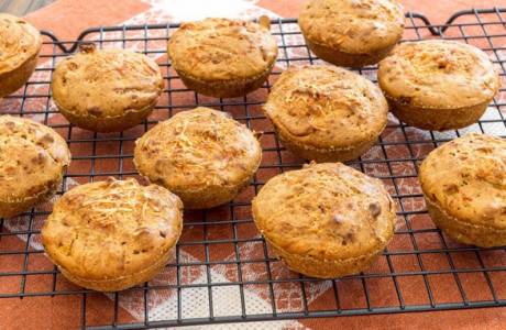 Muffins com queijo cottage