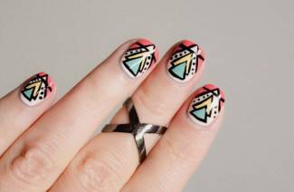 Arte de uñas simple