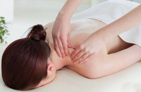 Masaje de drenaje linfático de cara y cuerpo