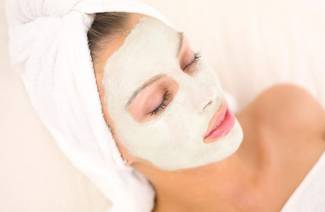Máscara facial de levantamento