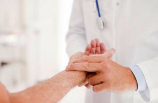 ¿Cómo se ve la urticaria?