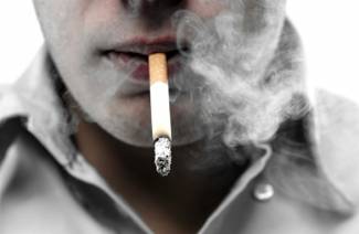 Cómo fumar afecta la potencia