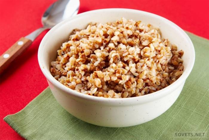 Como cozinhar o trigo mourisco na água