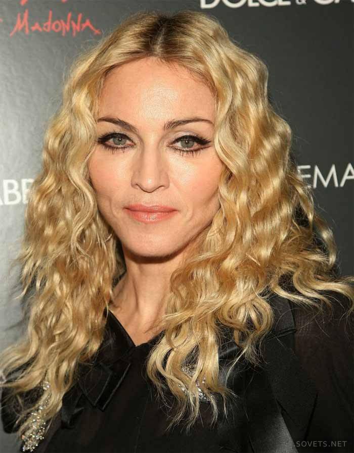 Vlnité kučery ako Madonna