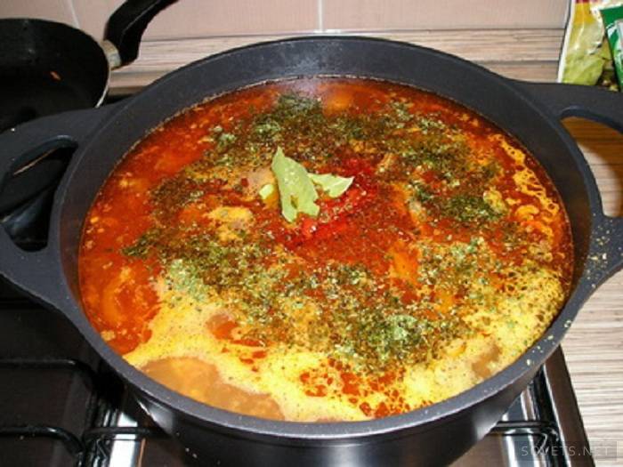 Pikantná kharcho polievka s hovädzím mäsom: krok za krokom recept krok 4
