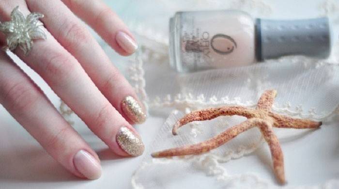Glitter Nail Art
