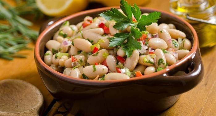 Frijoles cocinados en una multicocina
